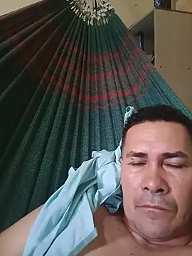 Renan1532 live cam on StripChat