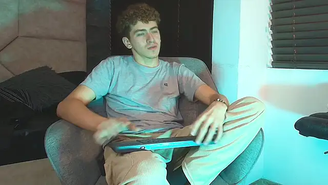 Tyler_Mcrey webcam