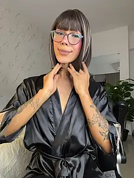 miss_tatiana_'s live room