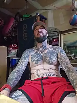 Beardedtattood webcam