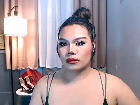 TSbrianaHugeCock webcam