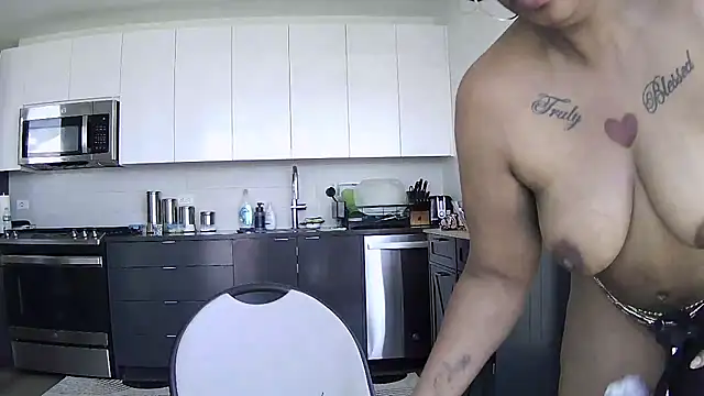 MSweetLindaParks webcam