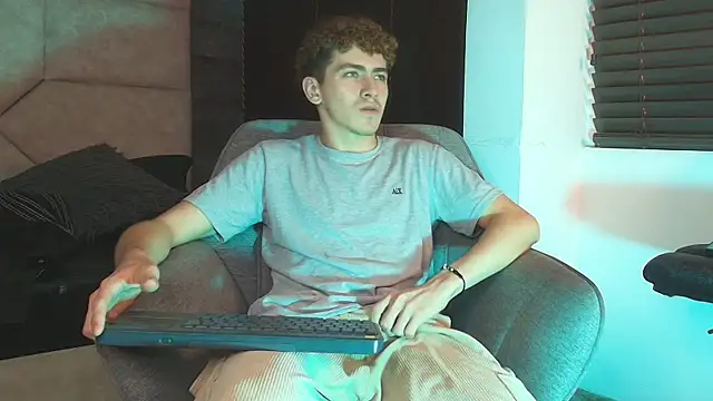 Tyler_Mcrey webcam
