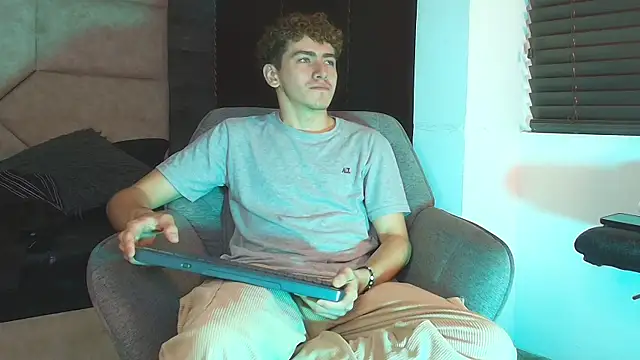 Tyler_Mcrey webcam