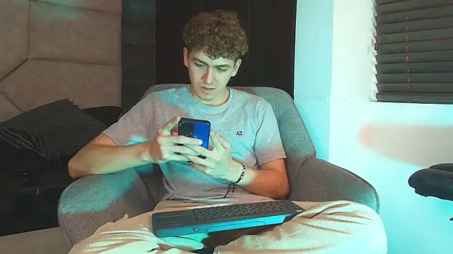 Tyler_Mcrey webcam