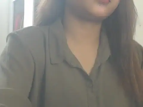 NancyRuvi webcam