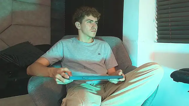 Tyler_Mcrey webcam