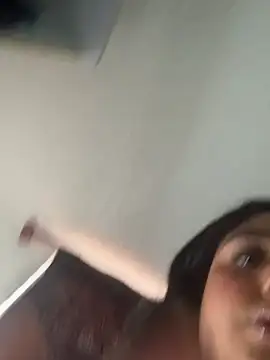 Selenee23 webcam