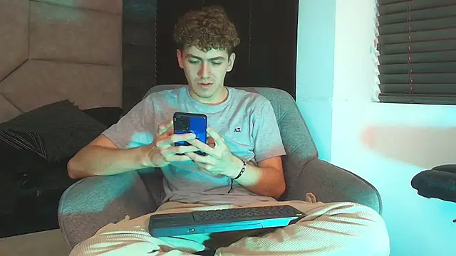 Tyler_Mcrey webcam