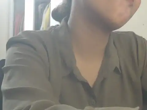 NancyRuvi webcam