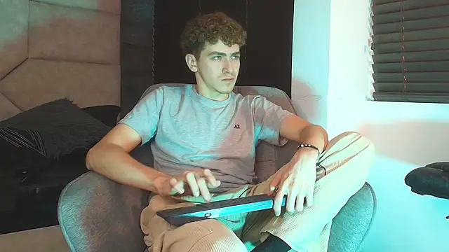 Tyler_Mcrey webcam