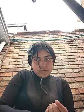 MishRaven webcam