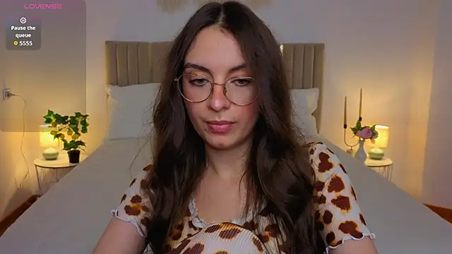 Real_cutie1 webcam