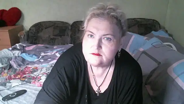 Lana555 live cam on StripChat