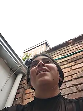 MishRaven webcam