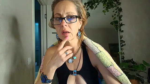 LioraWeiss webcam