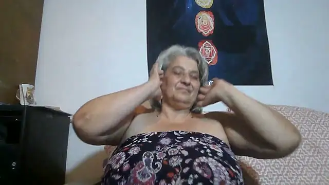 ExquisiteMature webcam