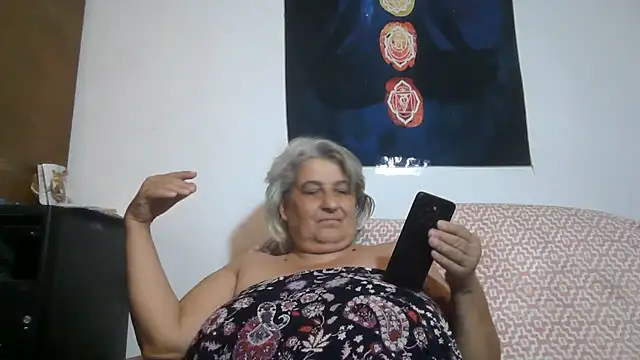 ExquisiteMature webcam