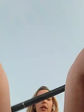 Dirtyfeelin webcam