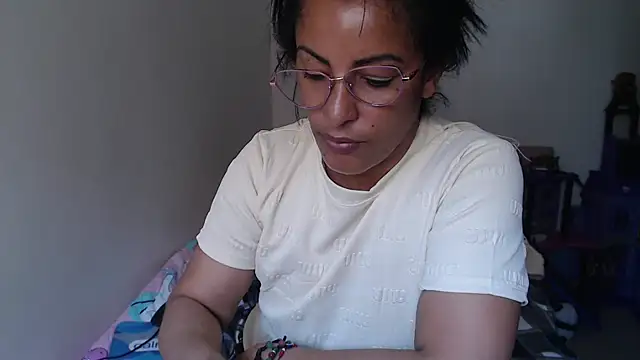 kateleyagrey webcam