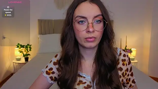 Real_cutie1 webcam