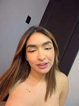 jenn_fit webcam