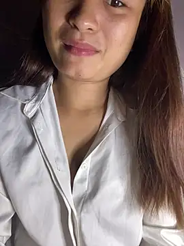 Cute-Sexyy live cam on StripChat