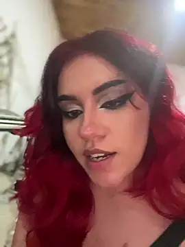 NikkiNix webcam
