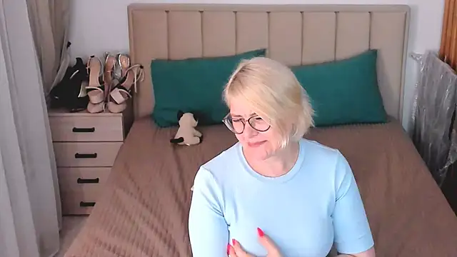 sabrinamacmarren webcam