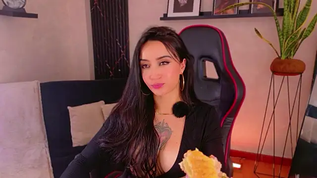 EmmyEvans1 webcam