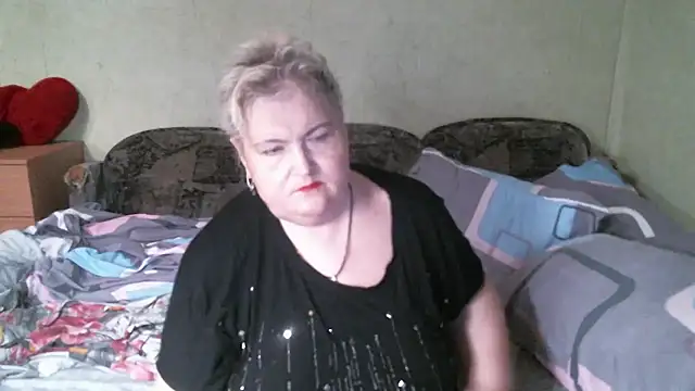 Lana555 live cam on StripChat