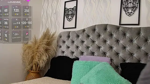 katt_eyes__ webcam