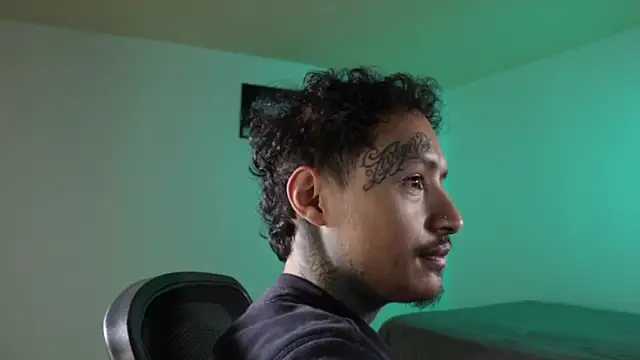 trieone webcam