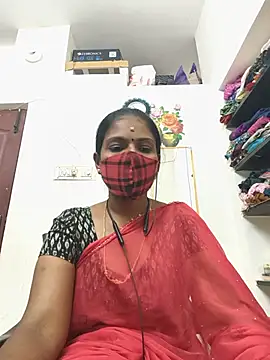 Tamil_Yalini12 live cam on StripChat