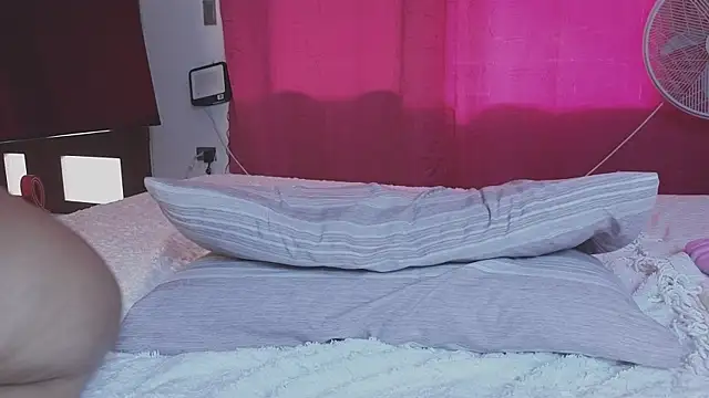 tatiana_big_ass_boobs webcam