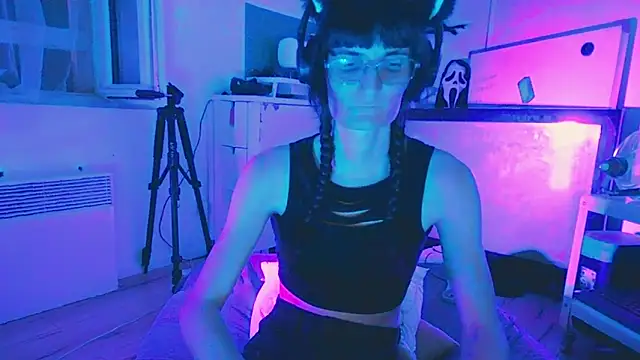 CeriseLapine webcam