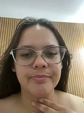 Laryssinha_69 webcam