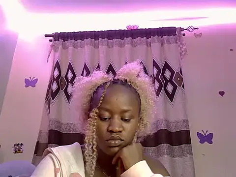 sweet_furahaa webcam