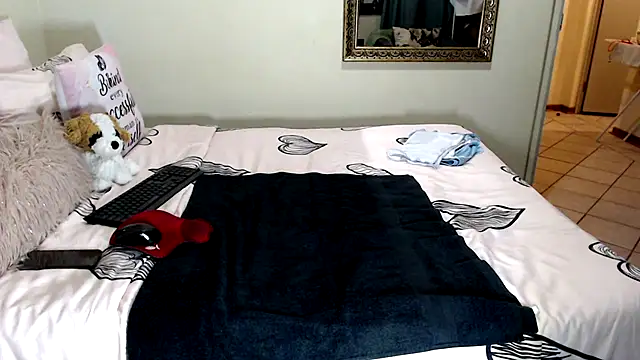 FitSelina66 webcam