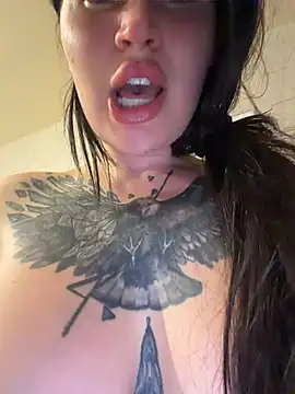TattooGirlAlia webcam