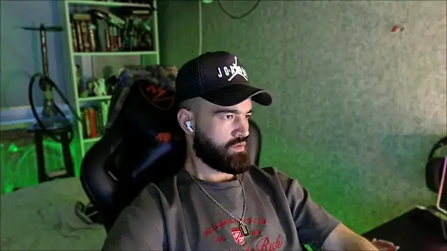 _Serious_Man webcam