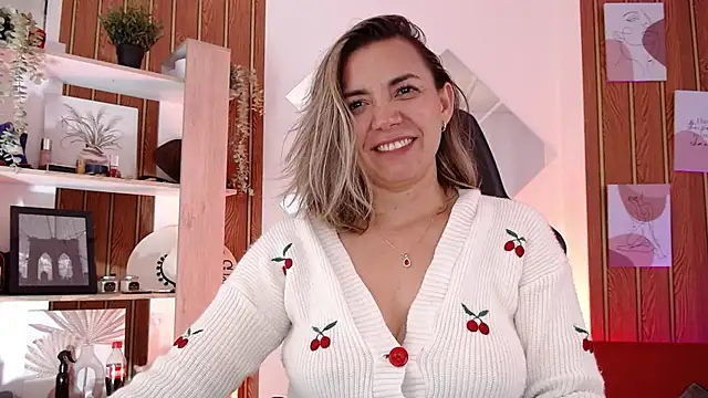 milfsecret69 webcam