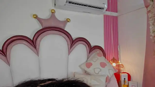 Mia_Jansen webcam