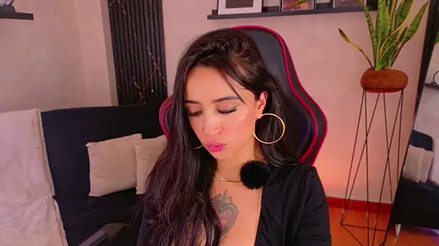 EmmyEvans1 webcam