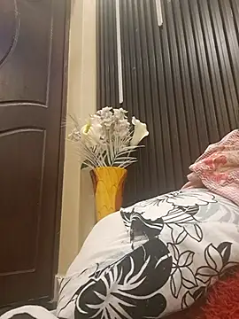 SHANVII live cam on StripChat
