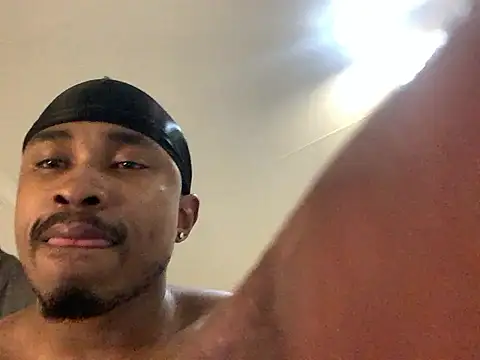 Nas_worldwide96 webcam