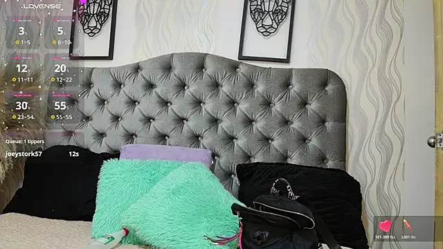 katt_eyes__ webcam