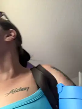 lolabunny9 webcam