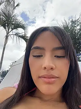 Mia-villalobos live cam on StripChat