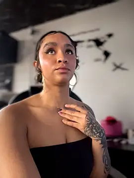 Isabella-Teen webcam